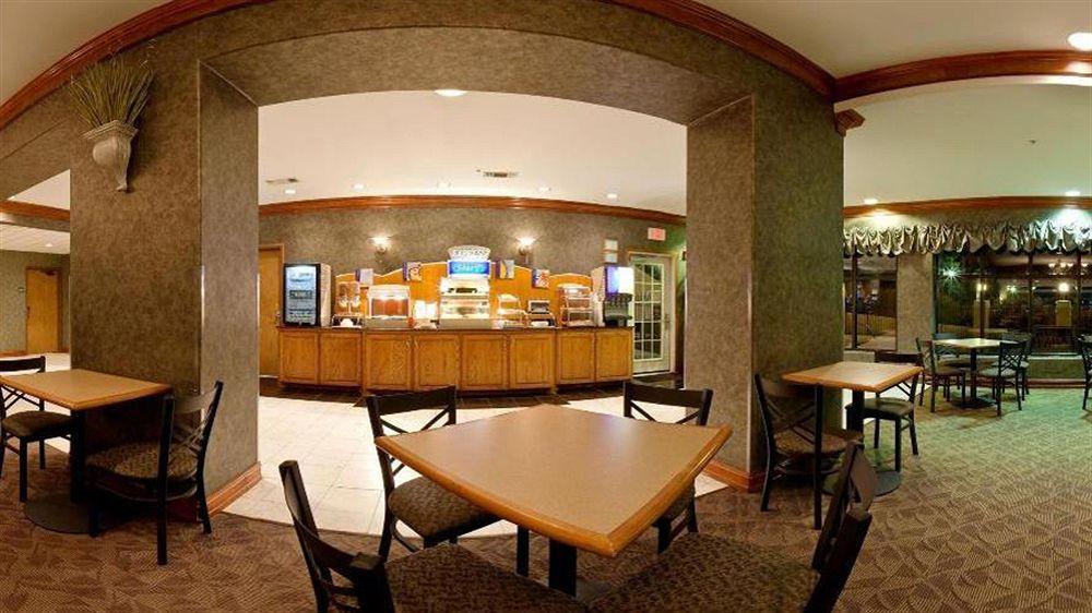 Holiday Inn Express North Тайлер Экстерьер фото