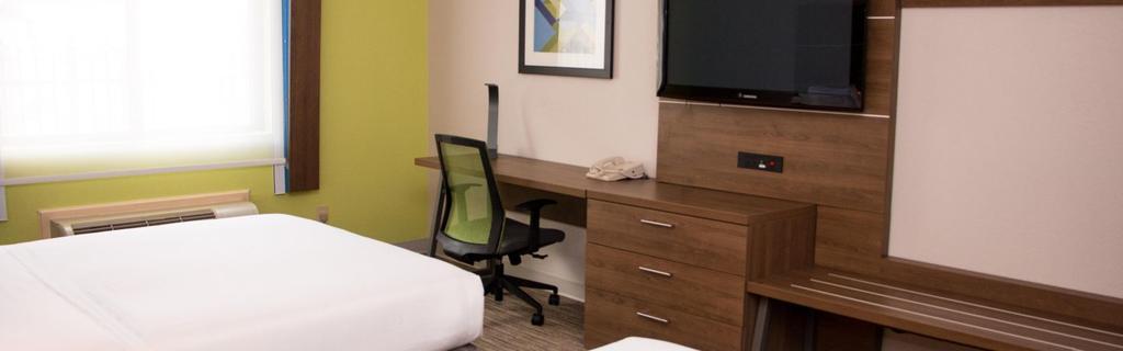 Holiday Inn Express North Тайлер Экстерьер фото