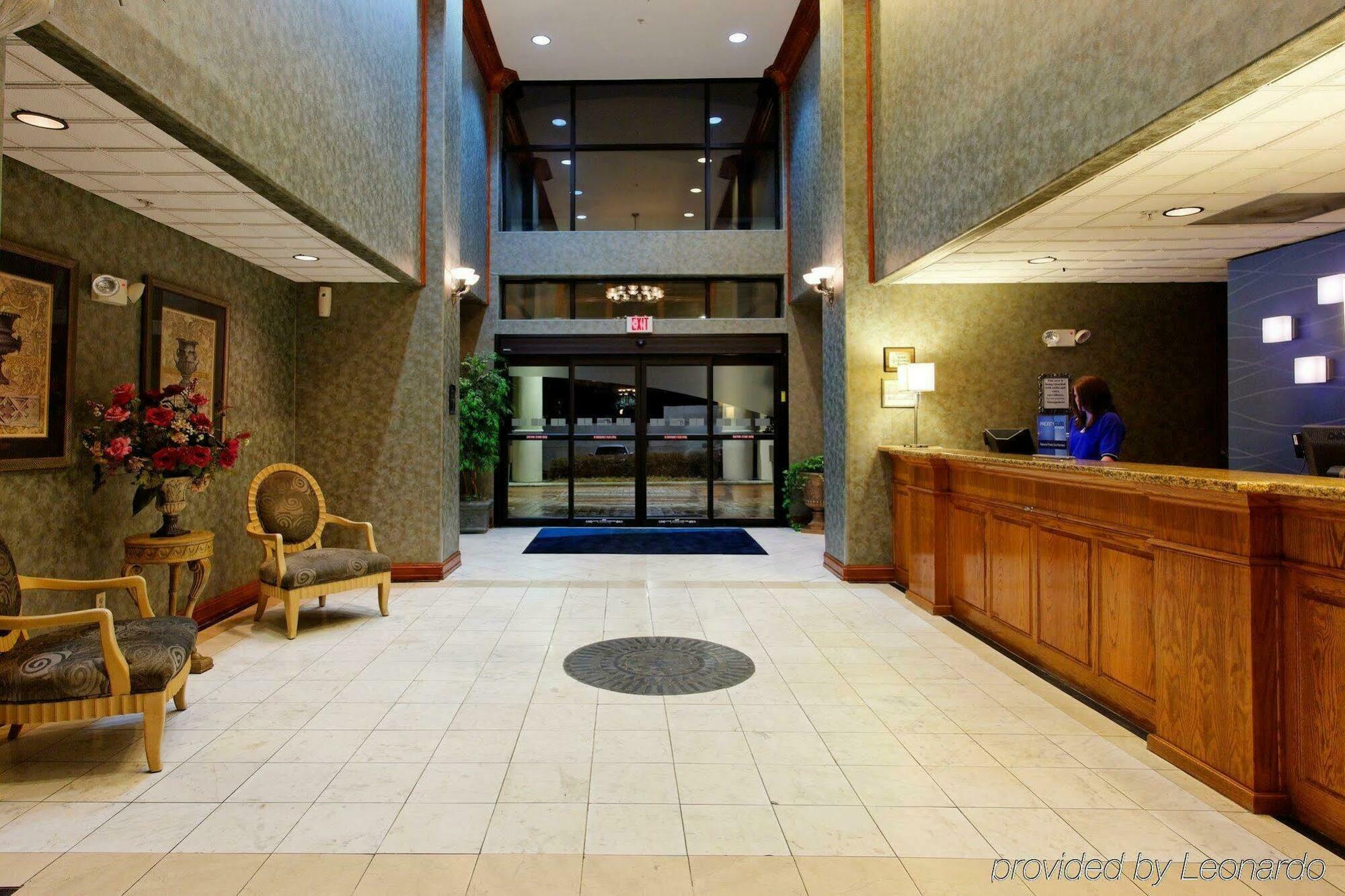 Holiday Inn Express North Тайлер Экстерьер фото