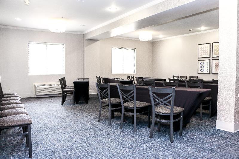 Holiday Inn Express North Тайлер Экстерьер фото