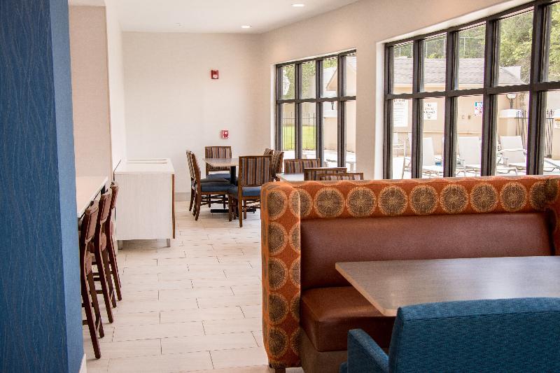 Holiday Inn Express North Тайлер Экстерьер фото
